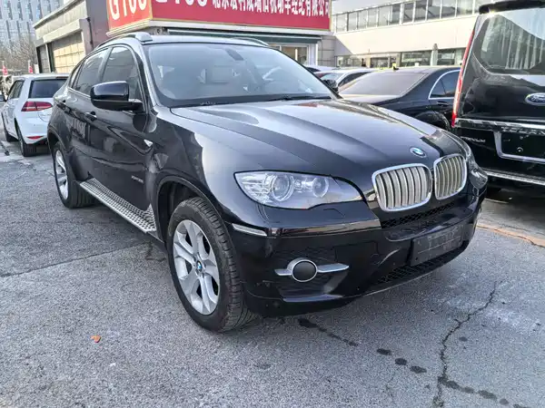BMW X6 2011