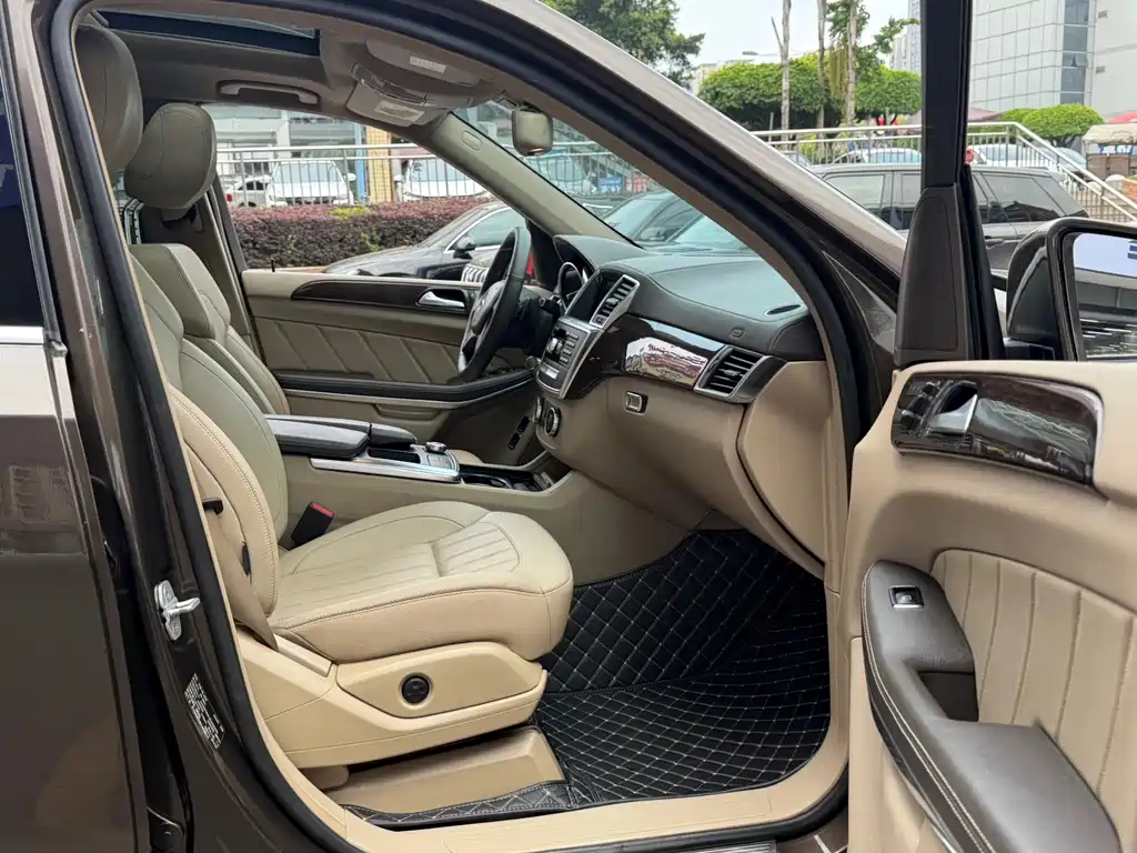 Mercedes-Benz GL-Class 2015 — фото 7