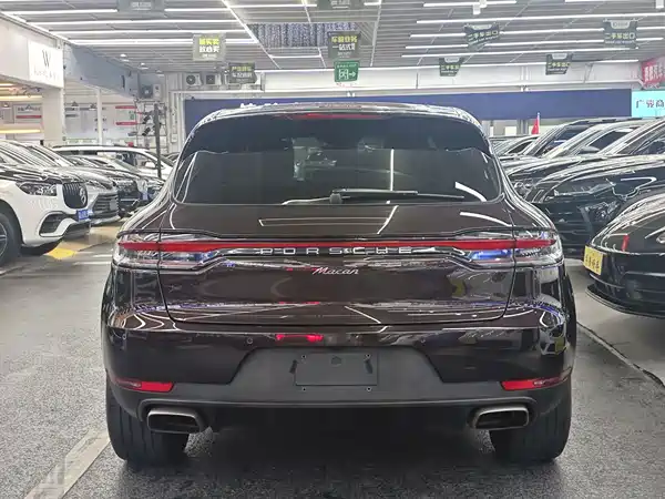 Porsche Macan 2020