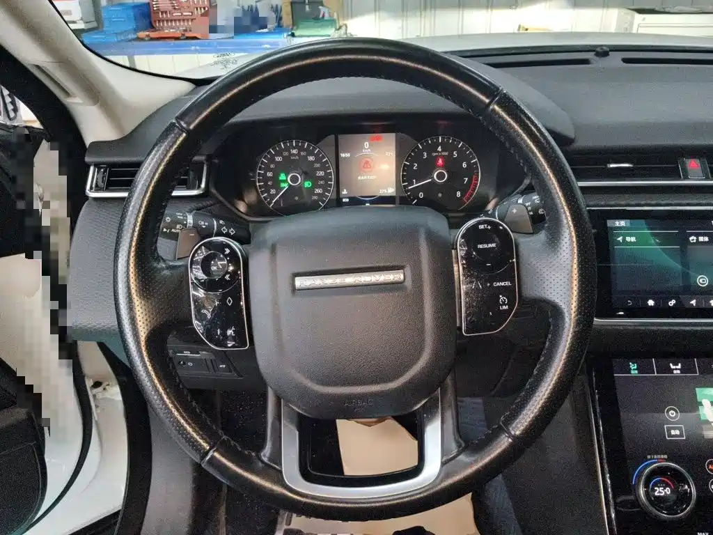 Land Rover Range Rover Velar 2018 — фото 11