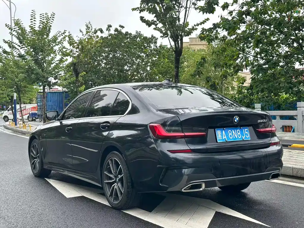 BMW 3 Series 2022