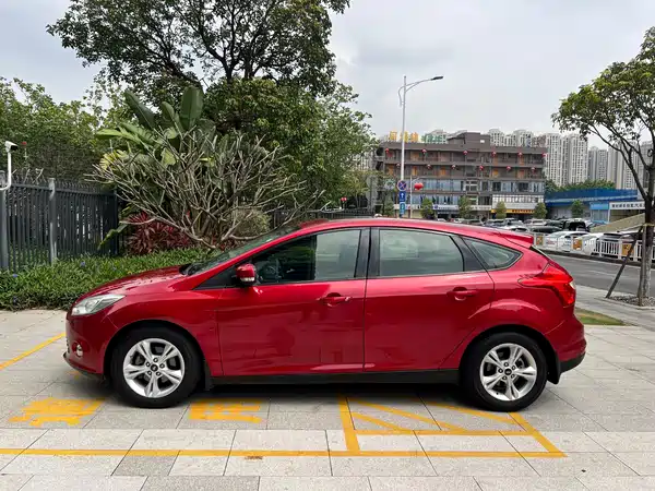 Ford Focus 2014
