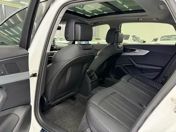 Audi A4L 2020