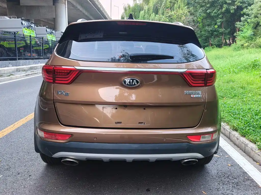 Kia KX5 2016 — фото 5