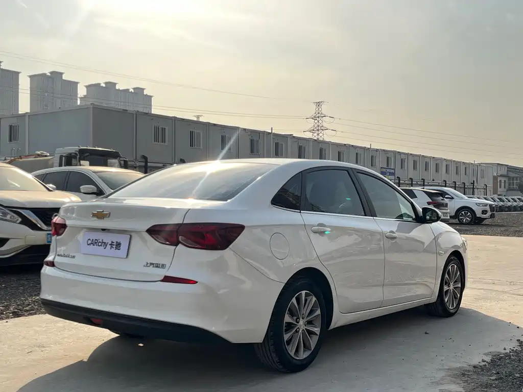 Chevrolet Cruze 2022