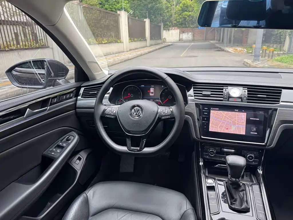 Volkswagen Phideon 2018 — фото 19