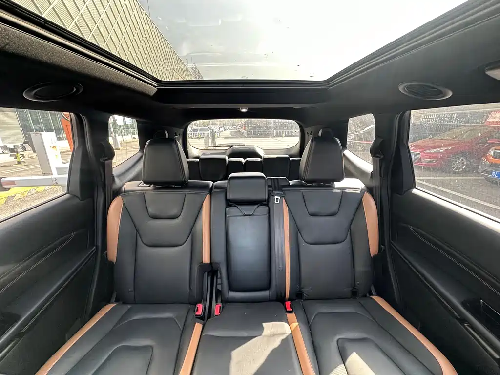 Ford Edge 2021 — фото 15