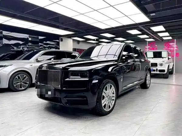 Rolls-Royce Cullinan 2022