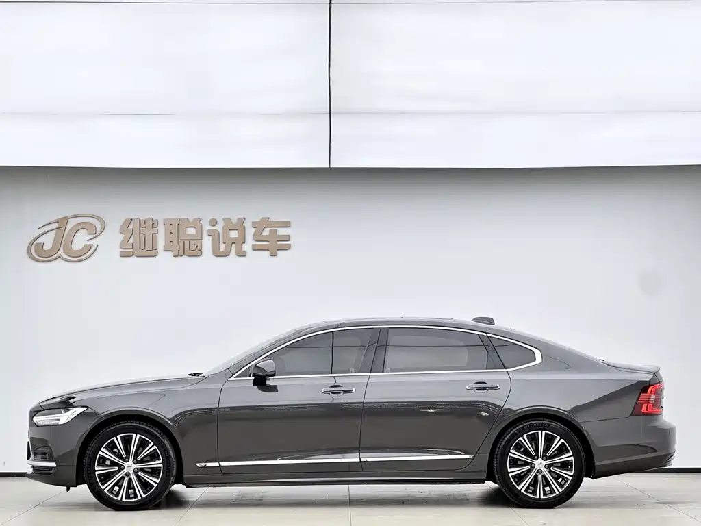 Volvo S90 2021 — фото 15