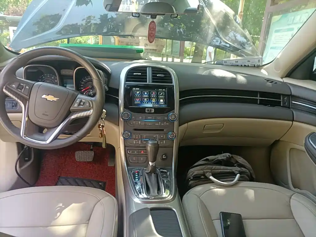 Chevrolet Malibu 2015 — фото 13