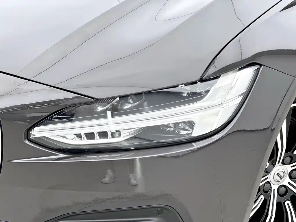 Volvo S90 2021 — фото 12