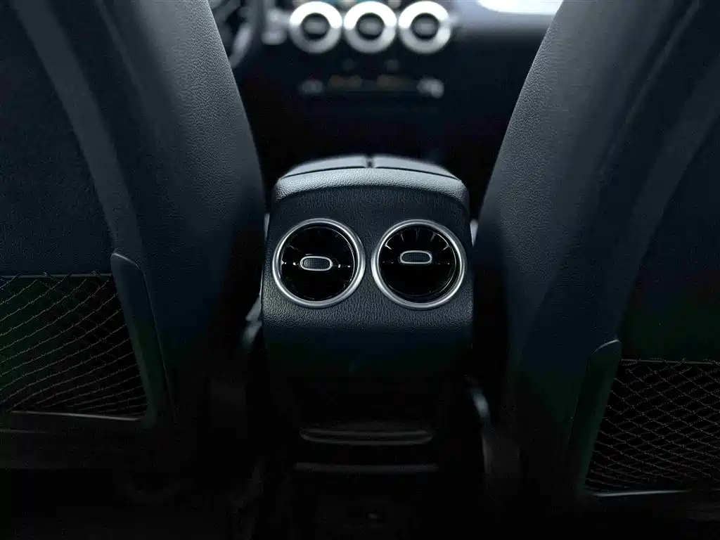 Mercedes-Benz GLA 2022 — фото 16