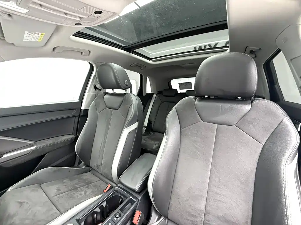 Audi Q3 2022 — фото 13