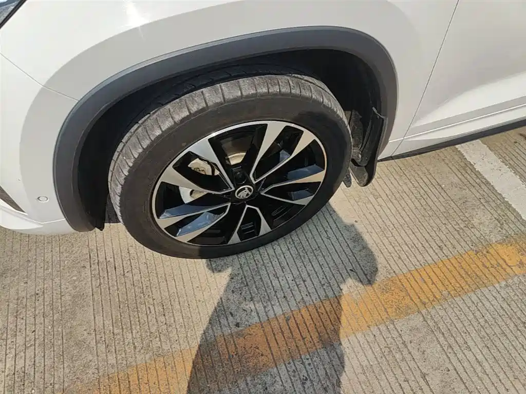 Skoda Kodiaq 2022 — фото 23