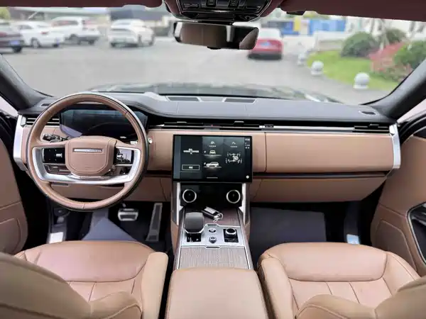 Land Rover Range Rover 2023