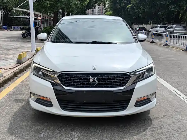 DS 5LS 2015