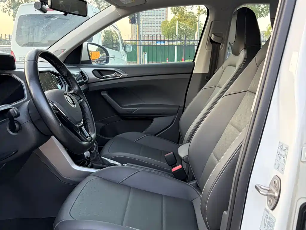 Volkswagen T-Cross 2021