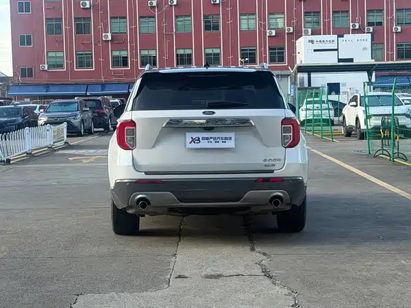 Ford Explorer 2021