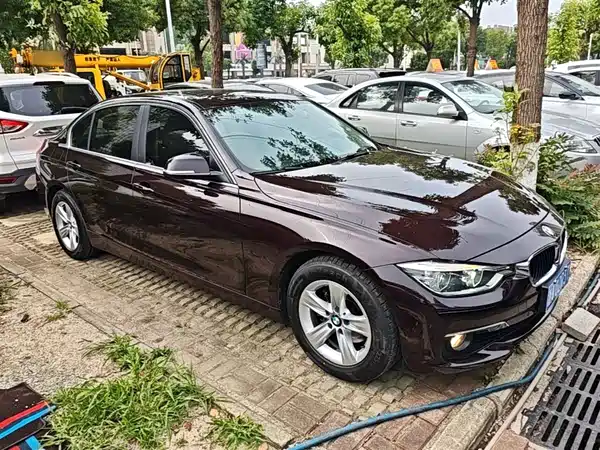 BMW 3 Series 2016