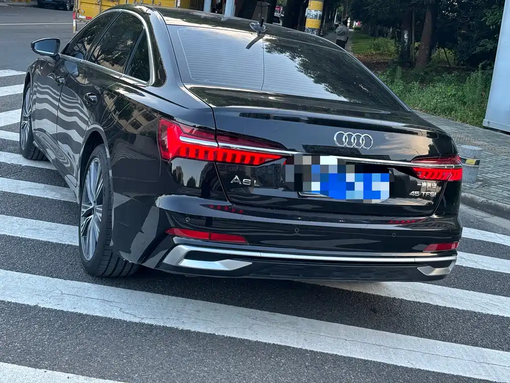 Audi A6L 2025 — фото 18