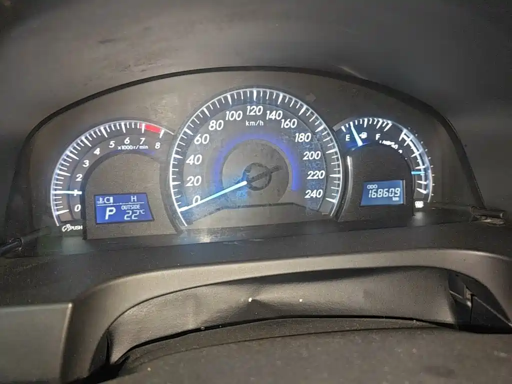Toyota Camry 2015 — фото 12