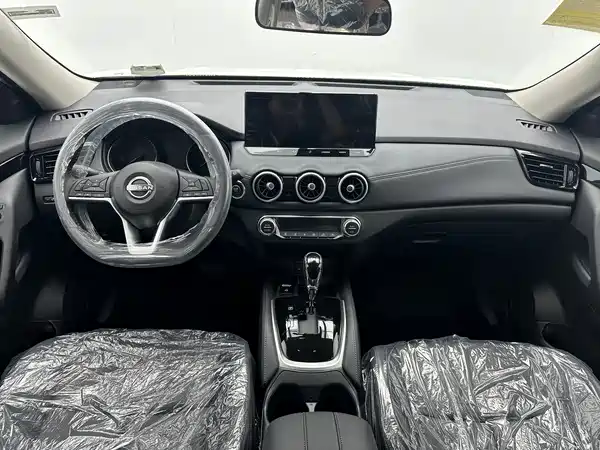 Nissan X-Trail 2025