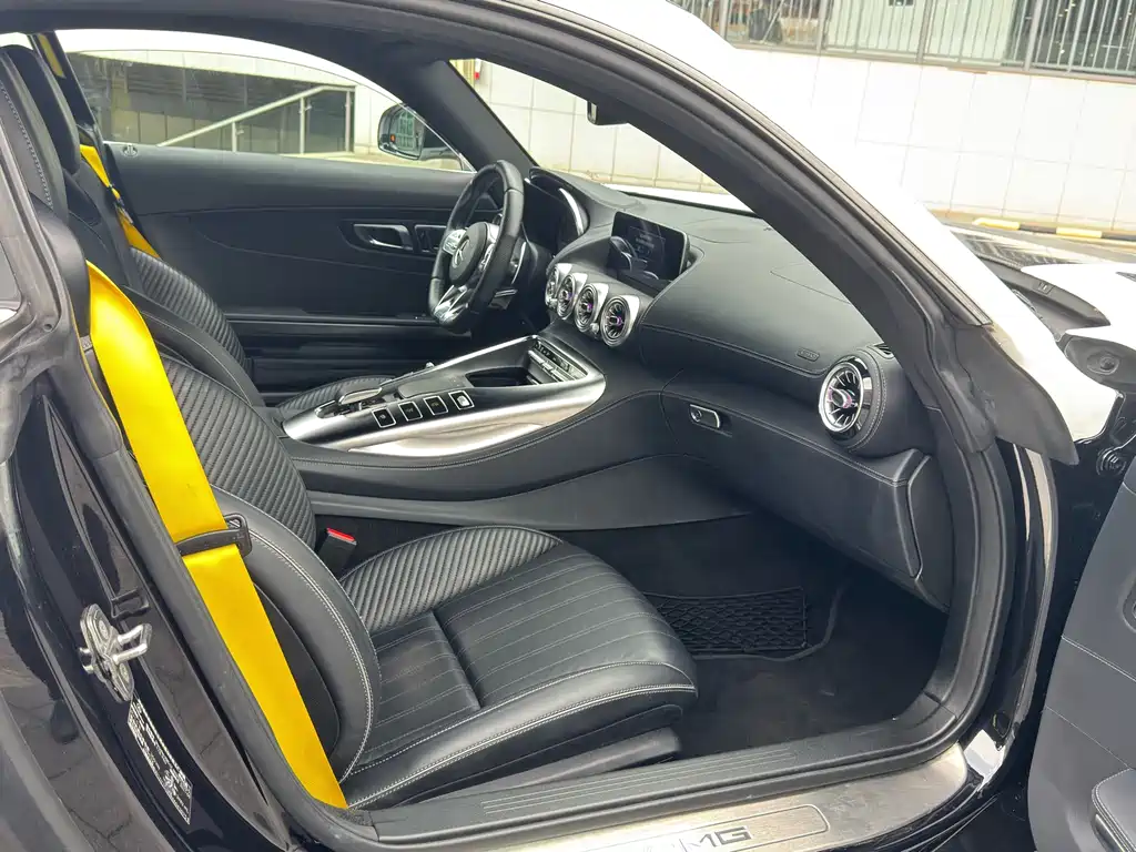 Mercedes-Benz AMG GT 2022 — фото 8