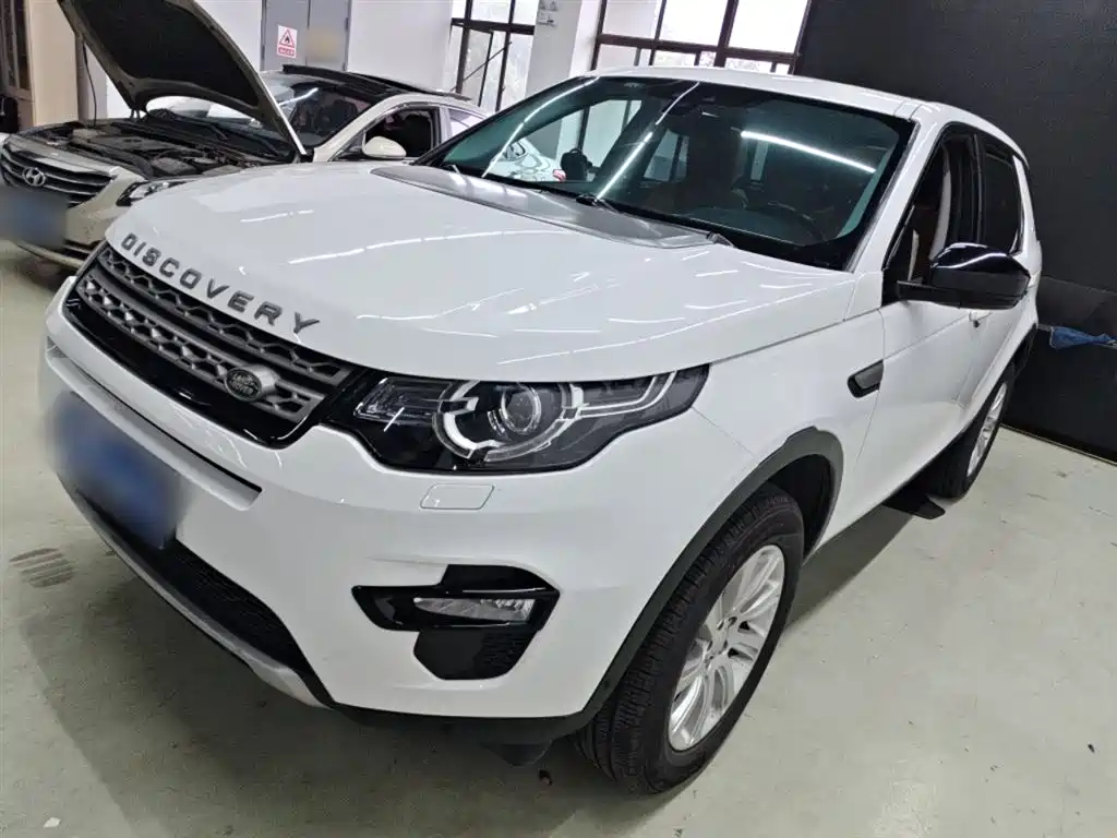 Land Rover Discovery Sport 2019 — фото 2