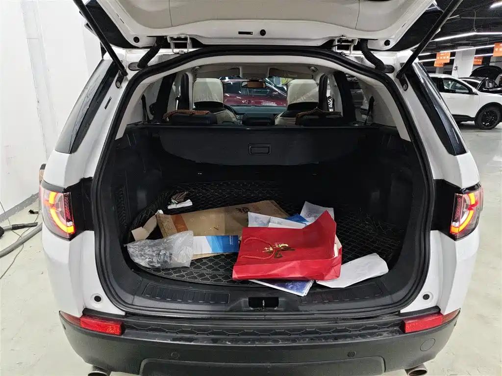 Land Rover Discovery Sport 2019 — фото 15