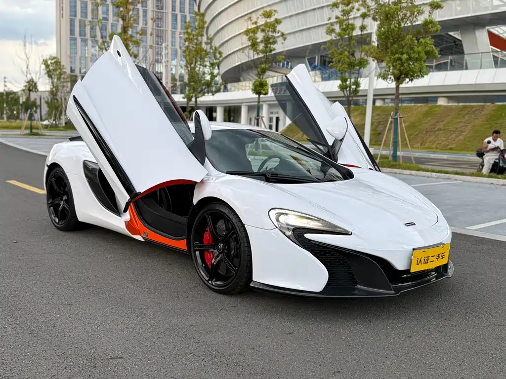 McLaren 650S 2016 — фото 13
