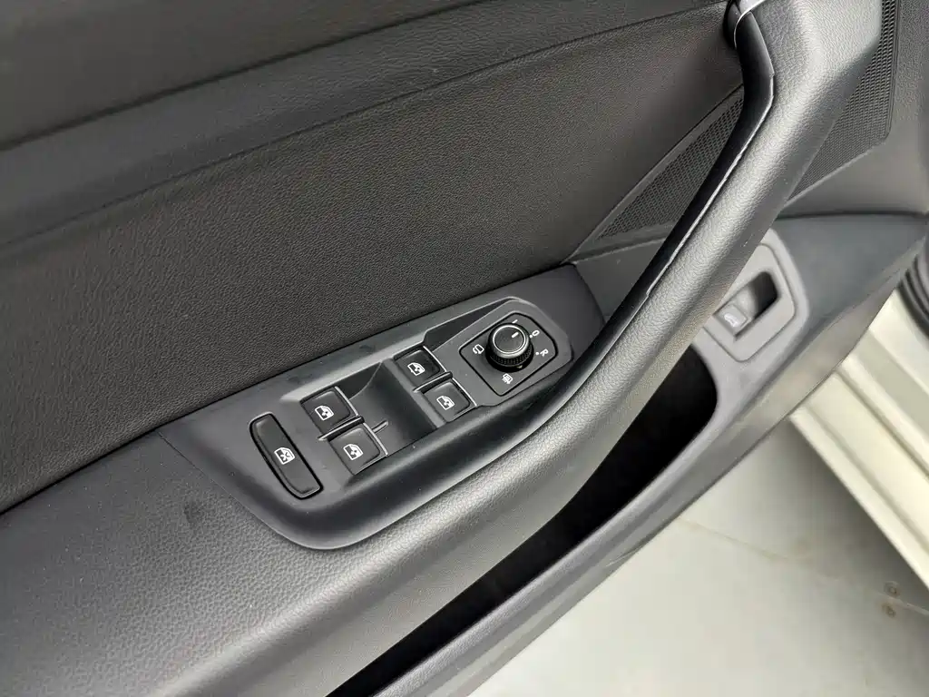 Volkswagen Magotan 2019 — фото 15