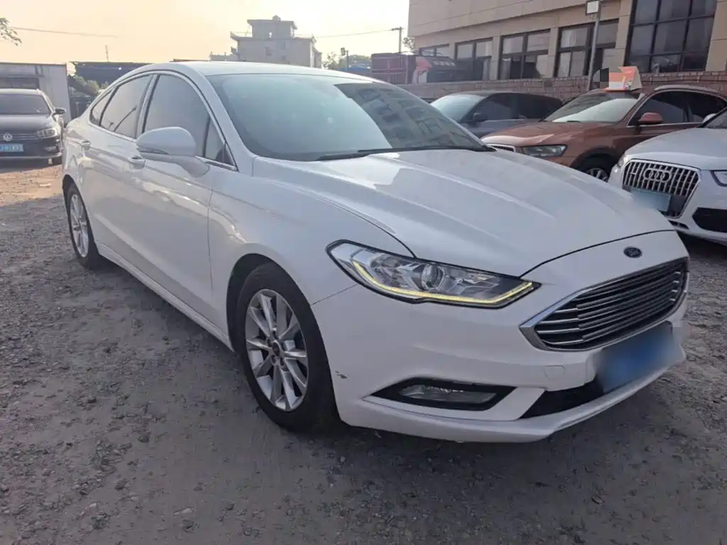 Ford Mondeo 2018 — фото 4