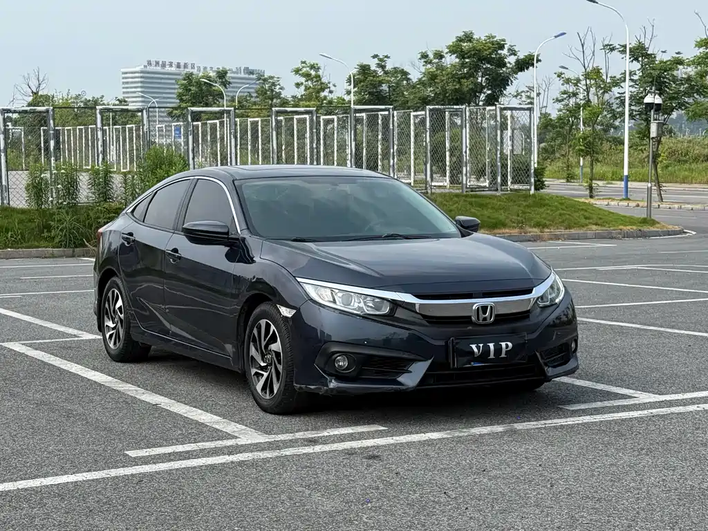 Honda Civic 2017 — фото 3