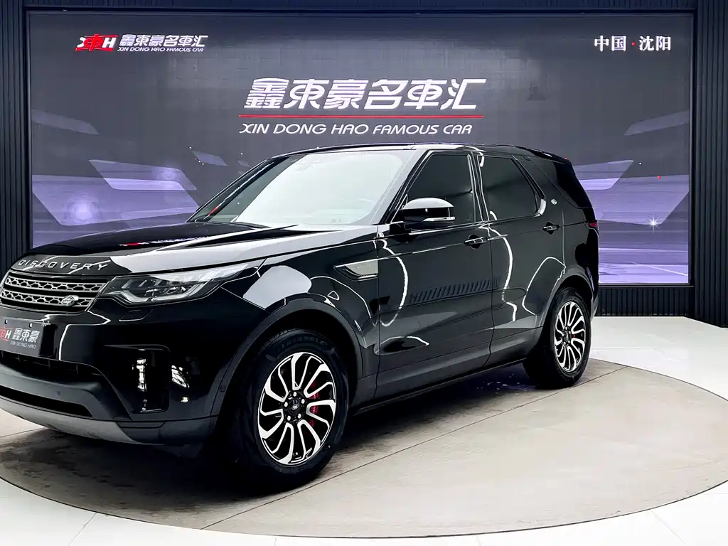 Land Rover Discovery 2019 — фото 1