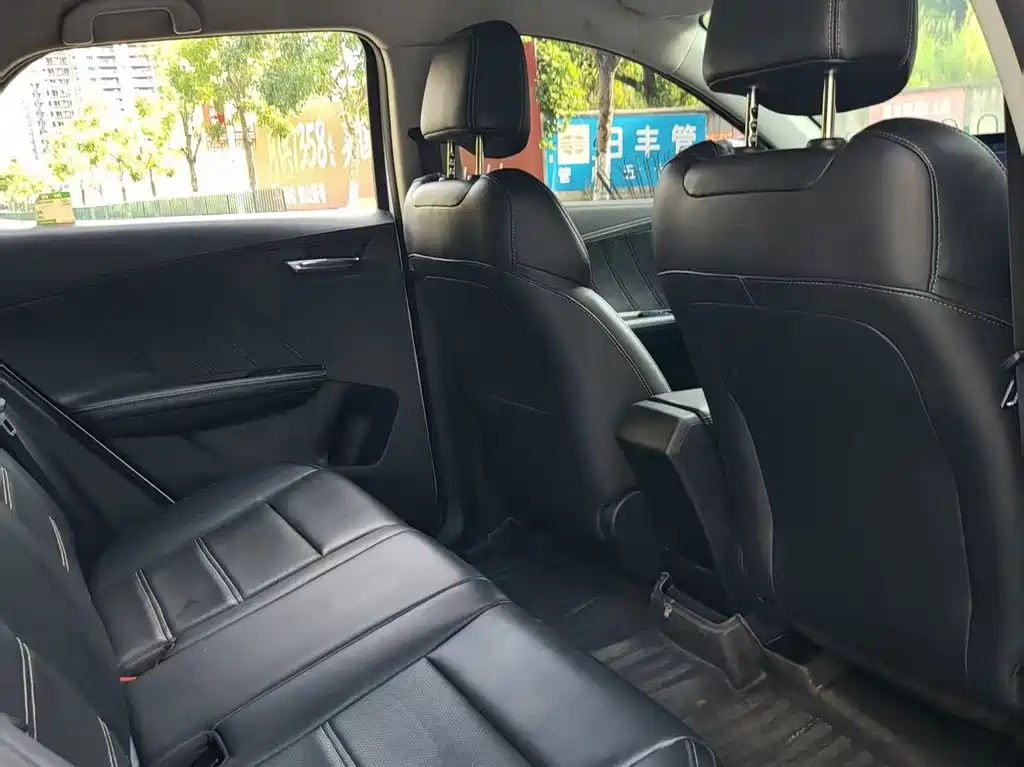 BYD e2 2022