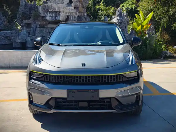 Lynk & Co 05 2020
