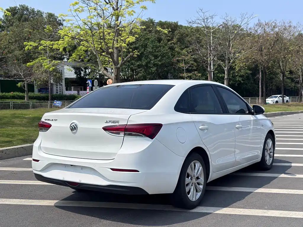 Buick Excelle 2021