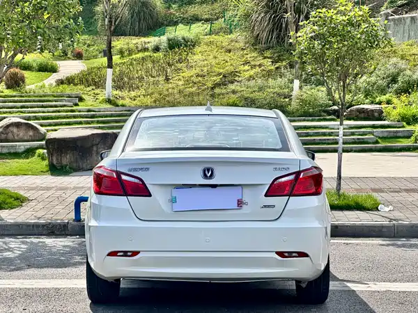 Changan Eado 2015
