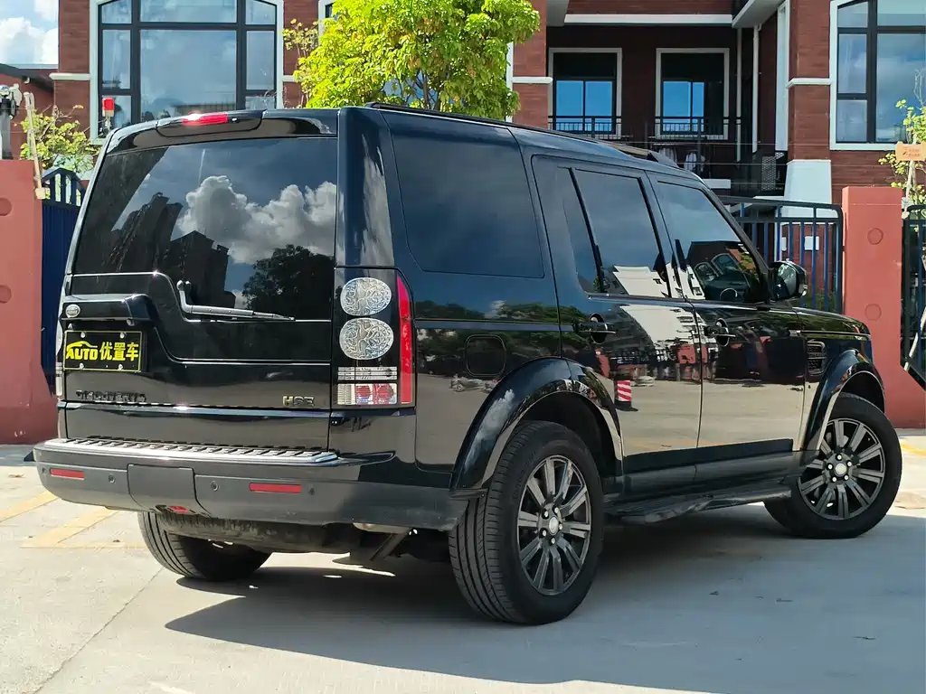 Land Rover Discovery 2015 — фото 9