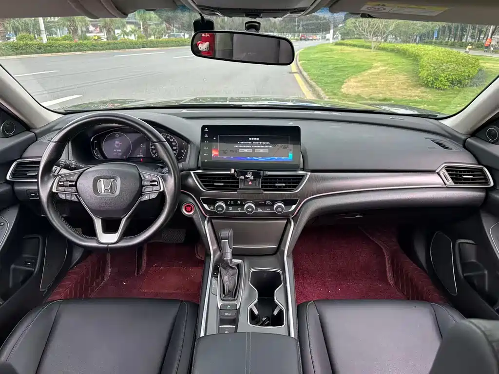 Honda Accord 2023 — фото 10