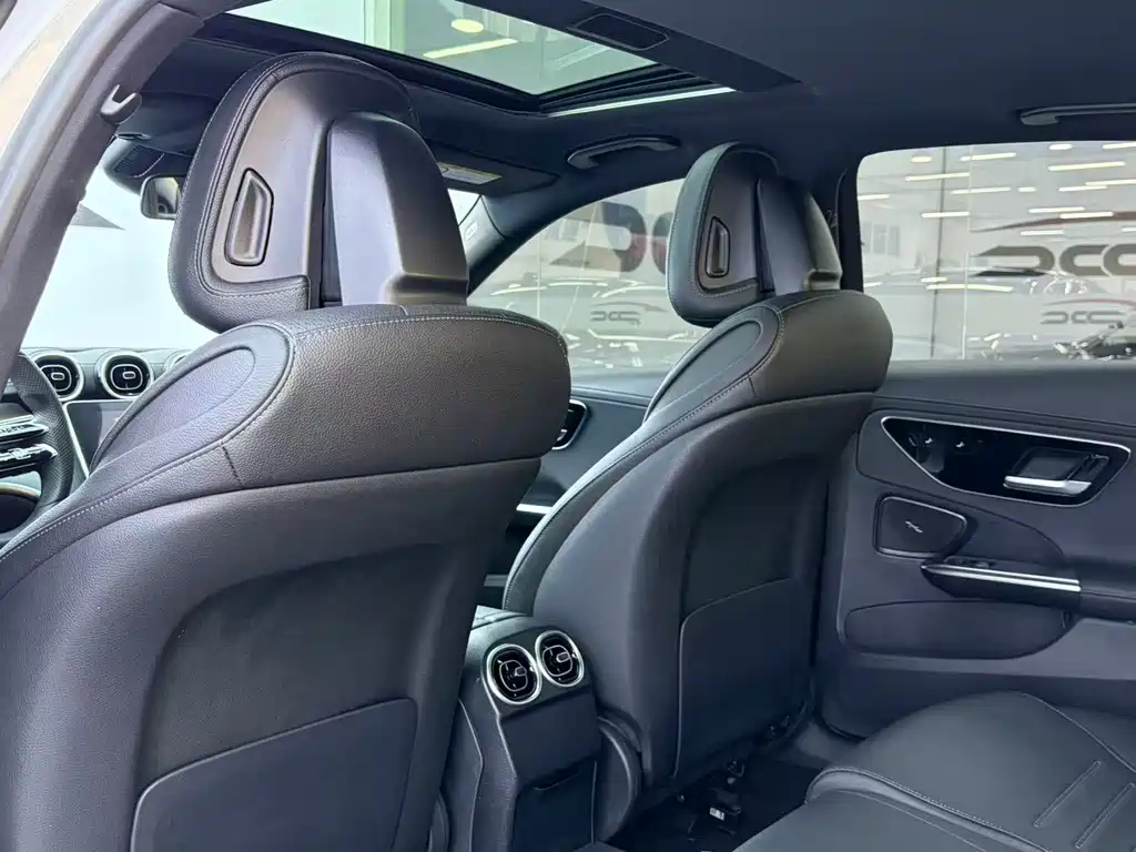 Mercedes-Benz C-Class 2022 — фото 14
