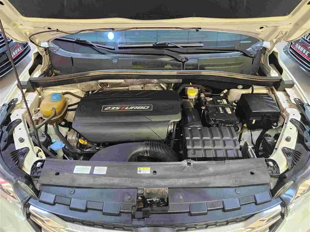 GAC Trumpchi GS4 2019 — фото 16
