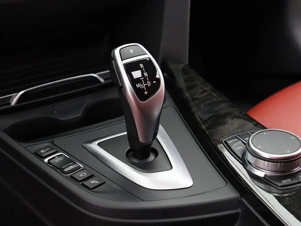 BMW 3 Series GT 2020 — фото 10