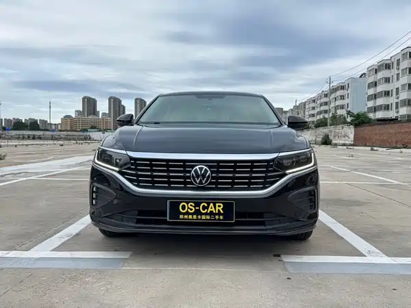 Volkswagen Passat 2022