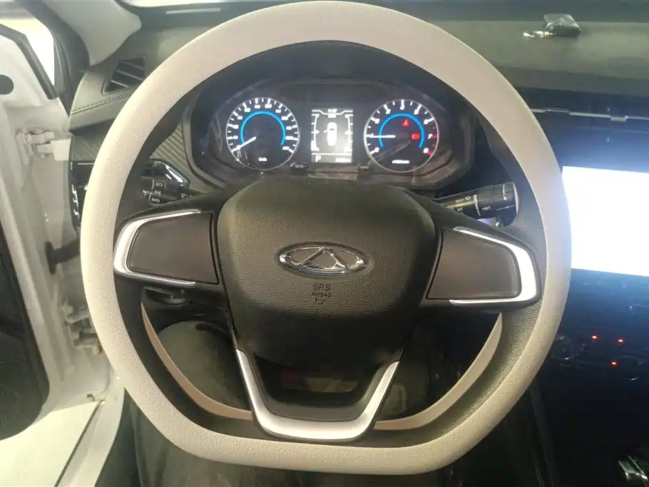 Chery Tiggo 3x 2025 — фото 15