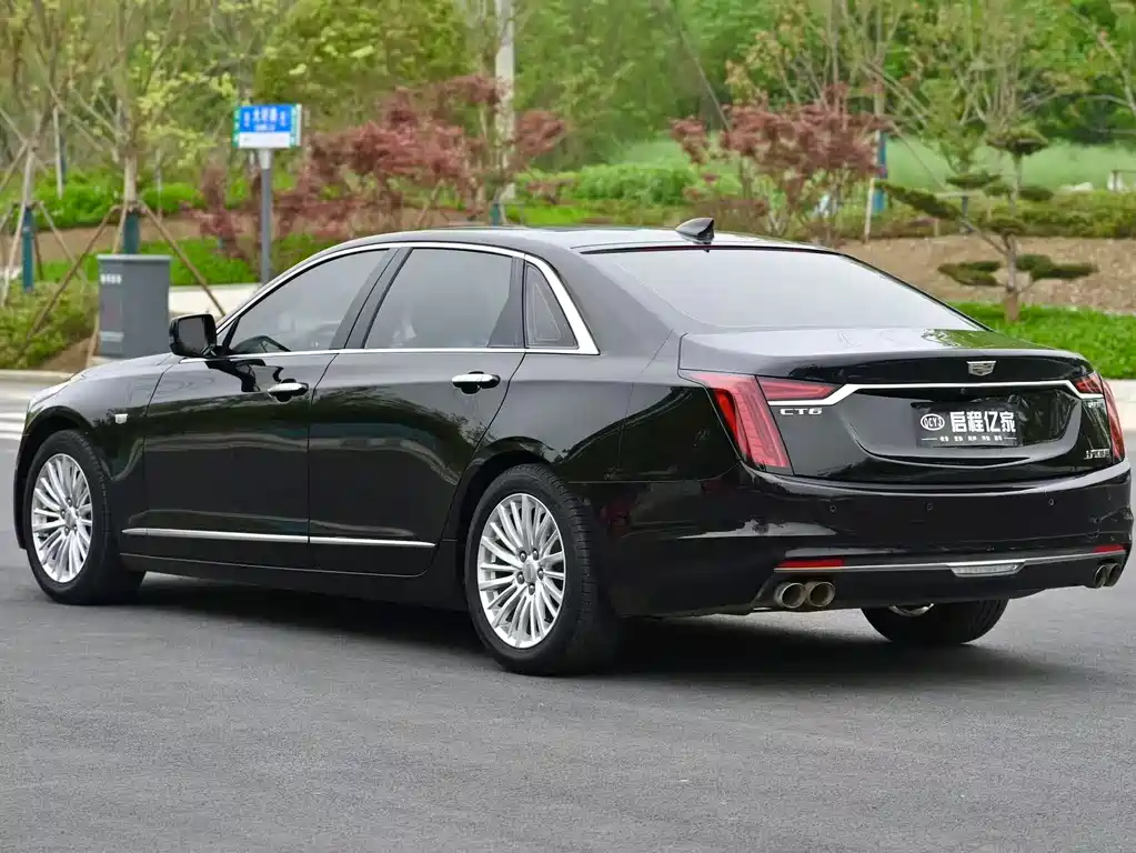 Cadillac CT6 2020 — фото 16