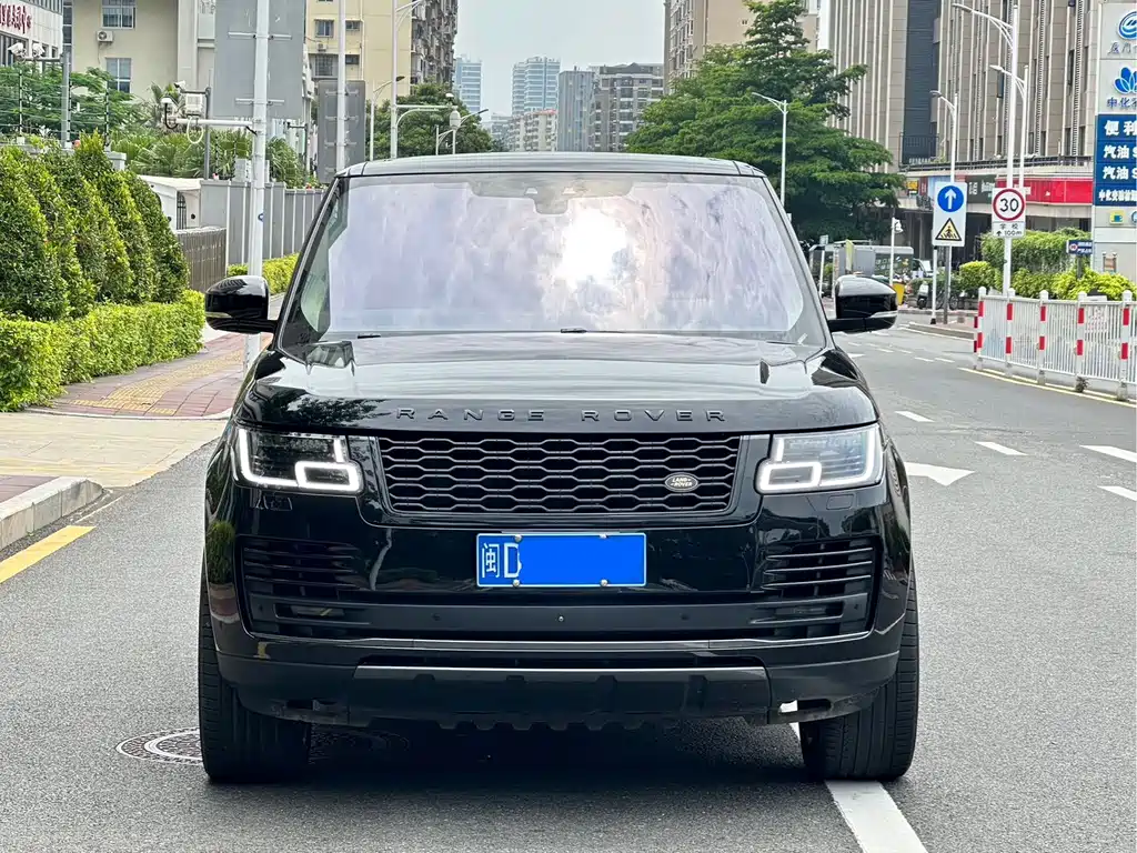 Land Rover Range Rover 2019 — фото 2