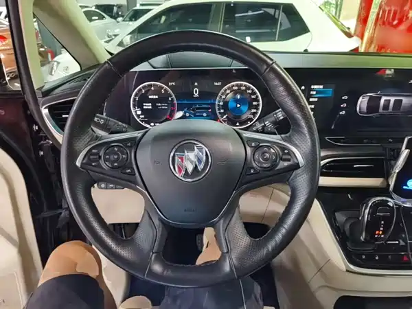 Buick GL8 2021