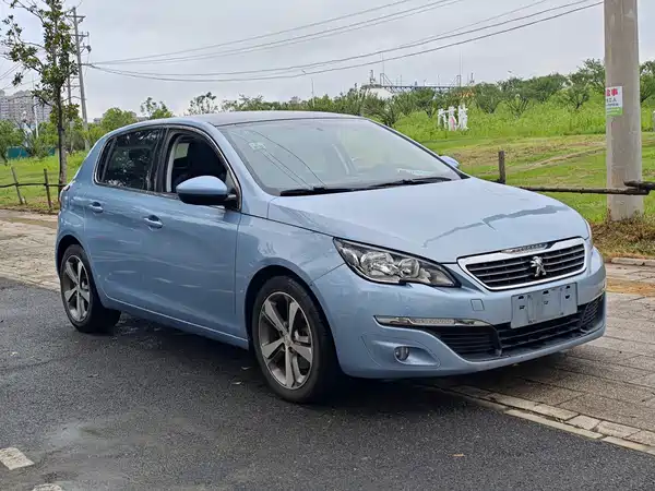 Peugeot 308S 2016