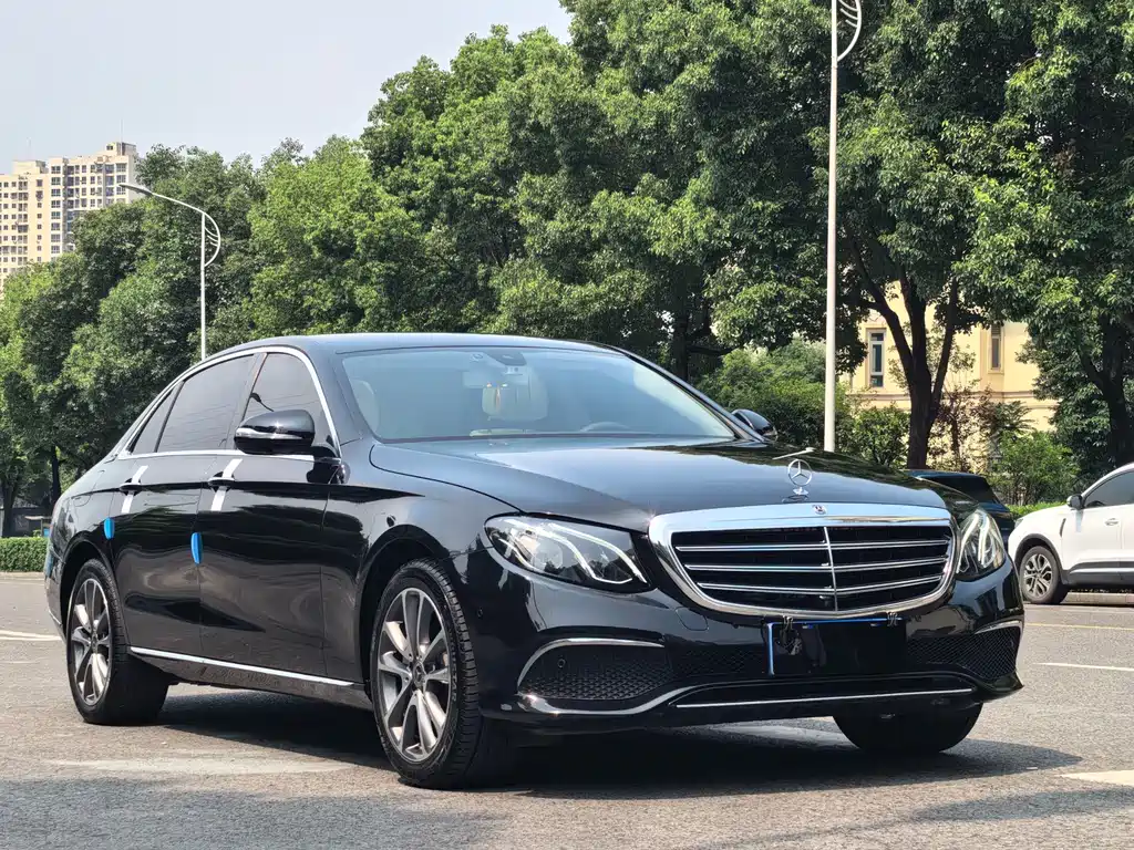 Mercedes-Benz E-Class 2019 — фото 3
